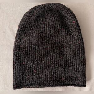 Madewell Donegal Kent Beanie in Coziest Yarn - Donegal Coal